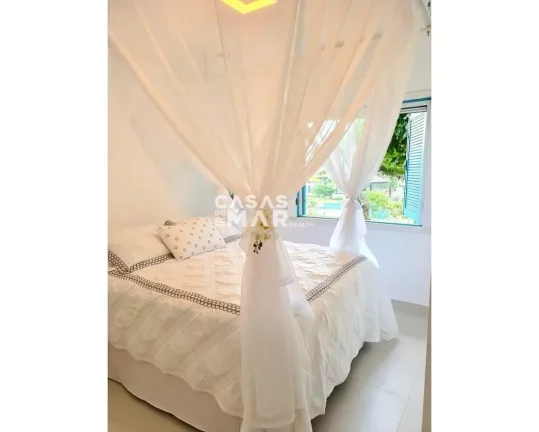 Imagem Casa em Condomínio para Temporada em Armação dos Búzios / RJ no bairro João Fernandes