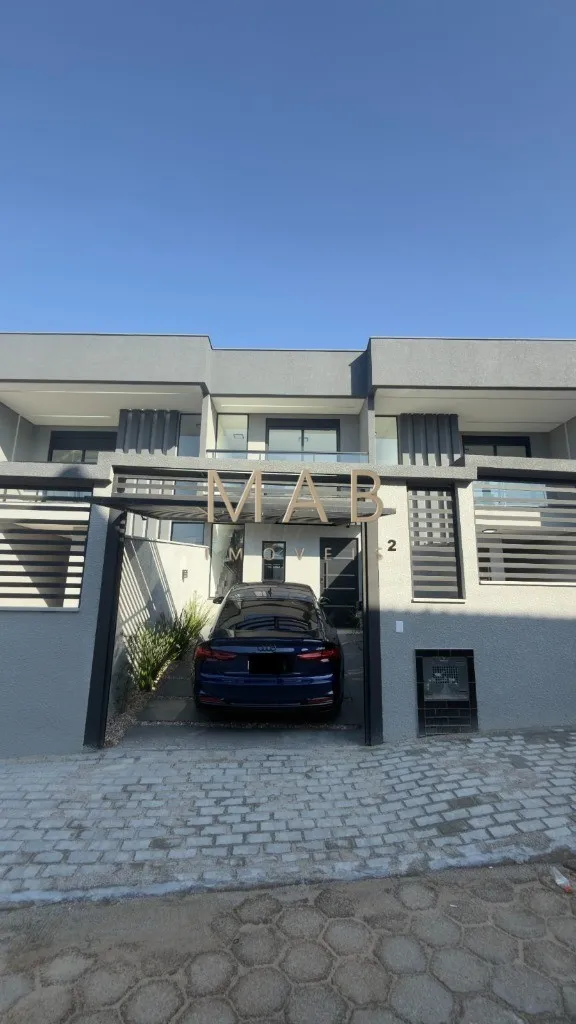 Imagem SOBRADOS NOVOS COM ALTO PADRÃO DE ACABAMENTO à VENDA NA PRAIA DOS INGLESES EM FLORIANÓPOLIS/SC! Projetados para quem busca conforto, sofisticação e e