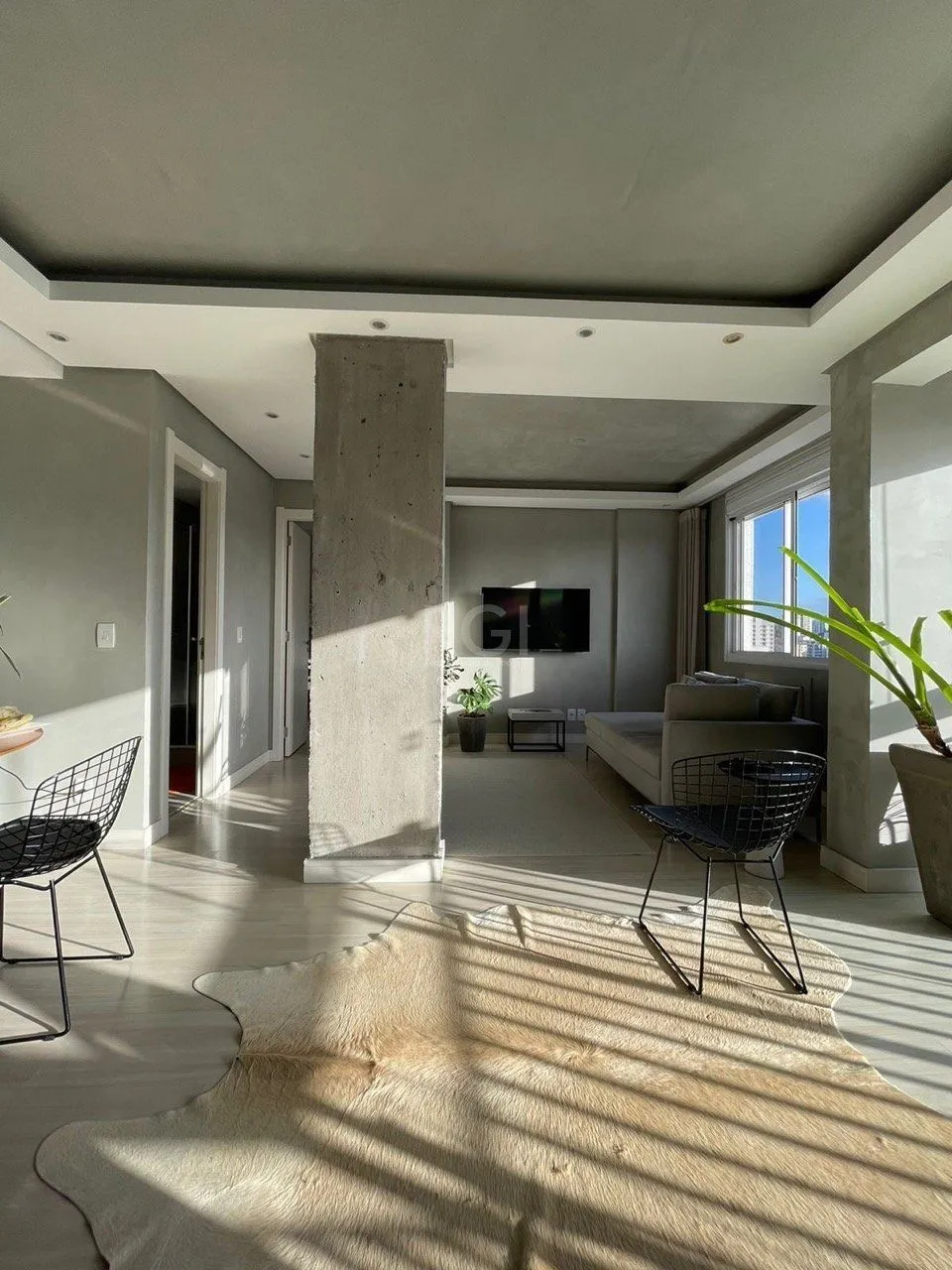 Imagem Apartamento para Venda - 61m², 2 dormitórios, 1 vaga - Passo da Areia
