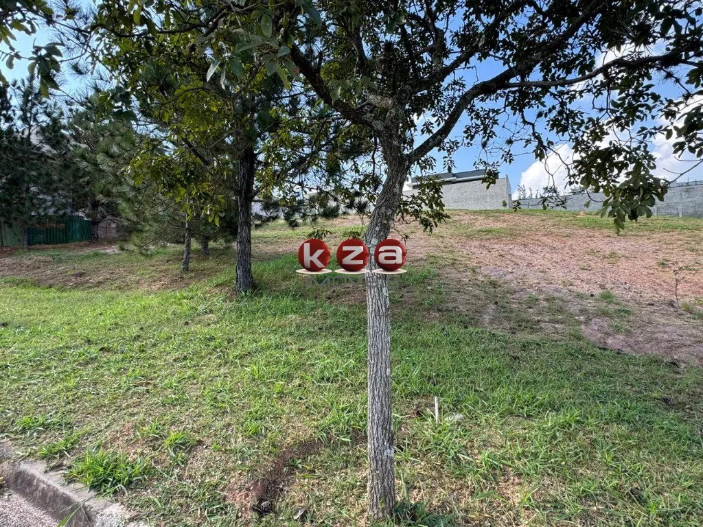 Foto do imóvel Terreno a venda em Condomínio de Luxo, Villa Lombarda, Valinhos-SP 1.000m² de Pura Exclusividade