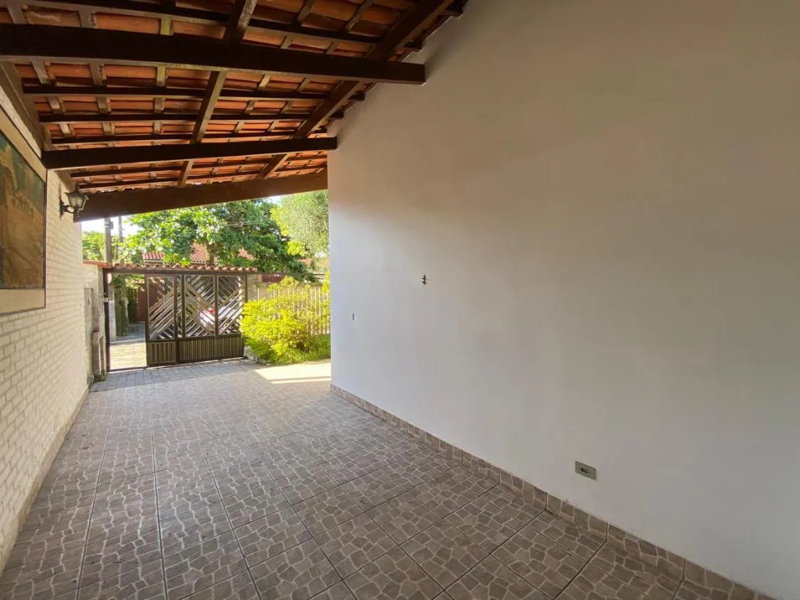 Imagem CASA COM EDÍCULA, 3 DORMITÓRIOS SENDO 1 SUÍTE À VENDA NO CENTRO DE ITANHAÉM