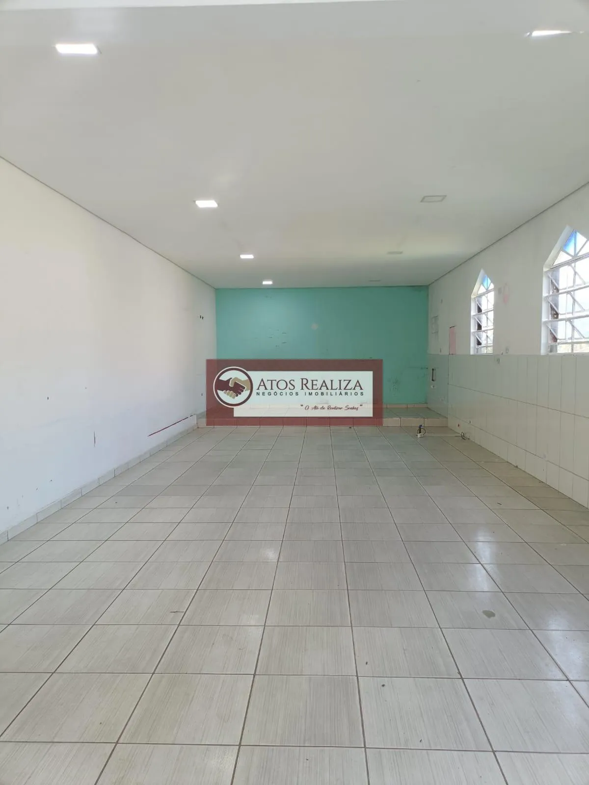 Imagem Salão Comercial para Locação em Jardim das Fontes, SP