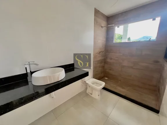 Imagem Casa para Venda em Teresópolis, Alto, 3 dormitórios, 2 suítes, 3 banheiros, 2 vagas