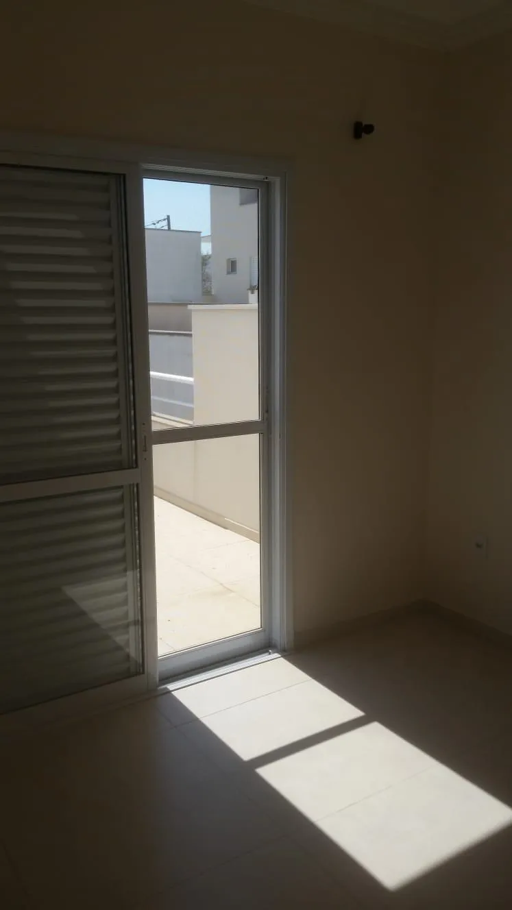 Imagem Excelente Casa no Condomínio Ibiti Royal.