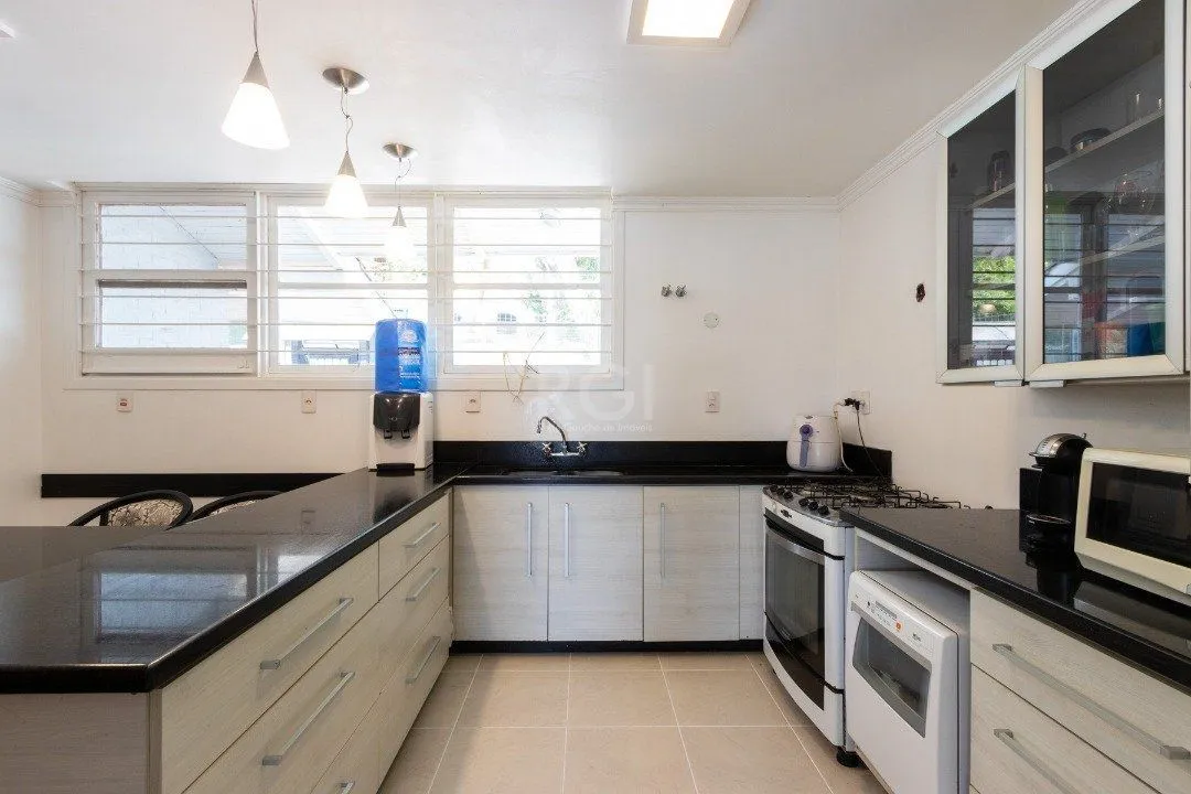 Imagem Casa para Venda - 312m², 5 dormitórios, sendo 3 suites, 6 vagas - Vila Conceição