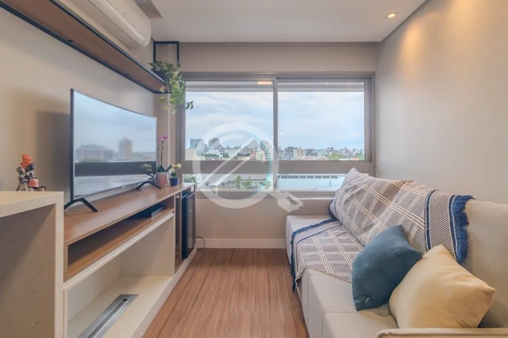 Imagem Lindo apartamento de dois Dormitórios, todo decorado por arquiteta renomada. O banheiro da Suíte f...