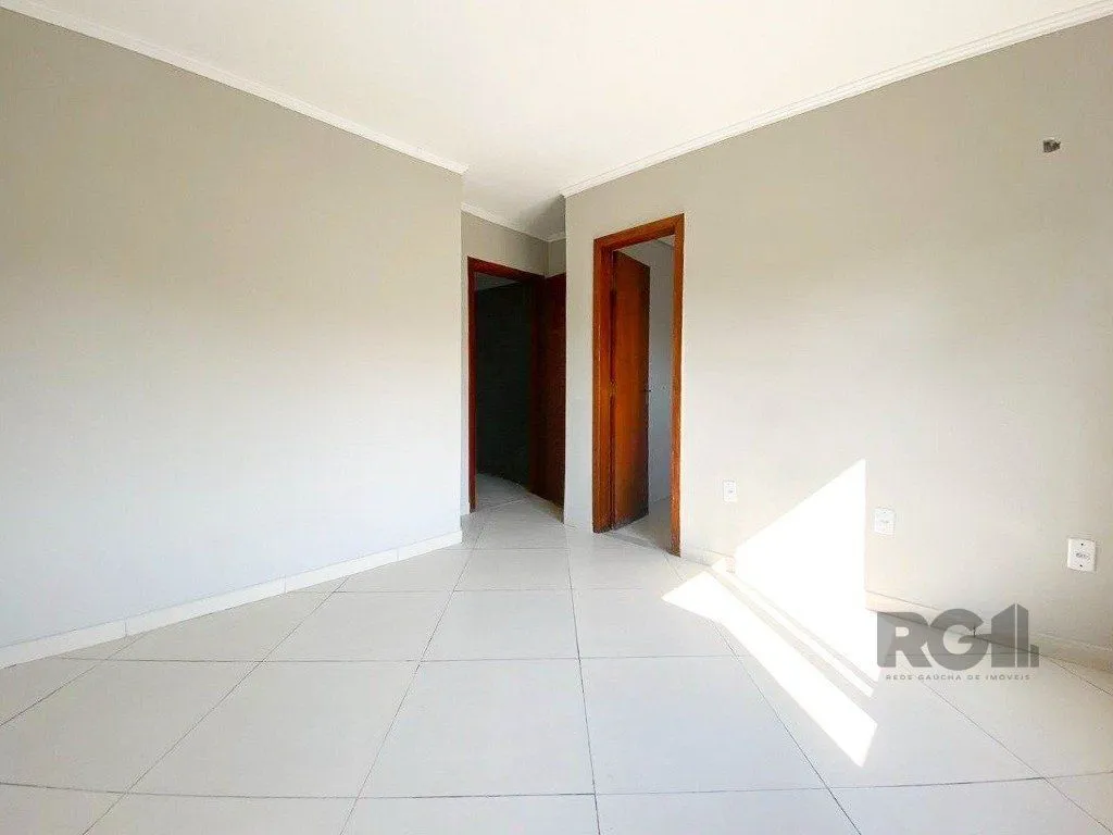 Imagem Casa de 3 dormitórios no bairro Mário Quintana