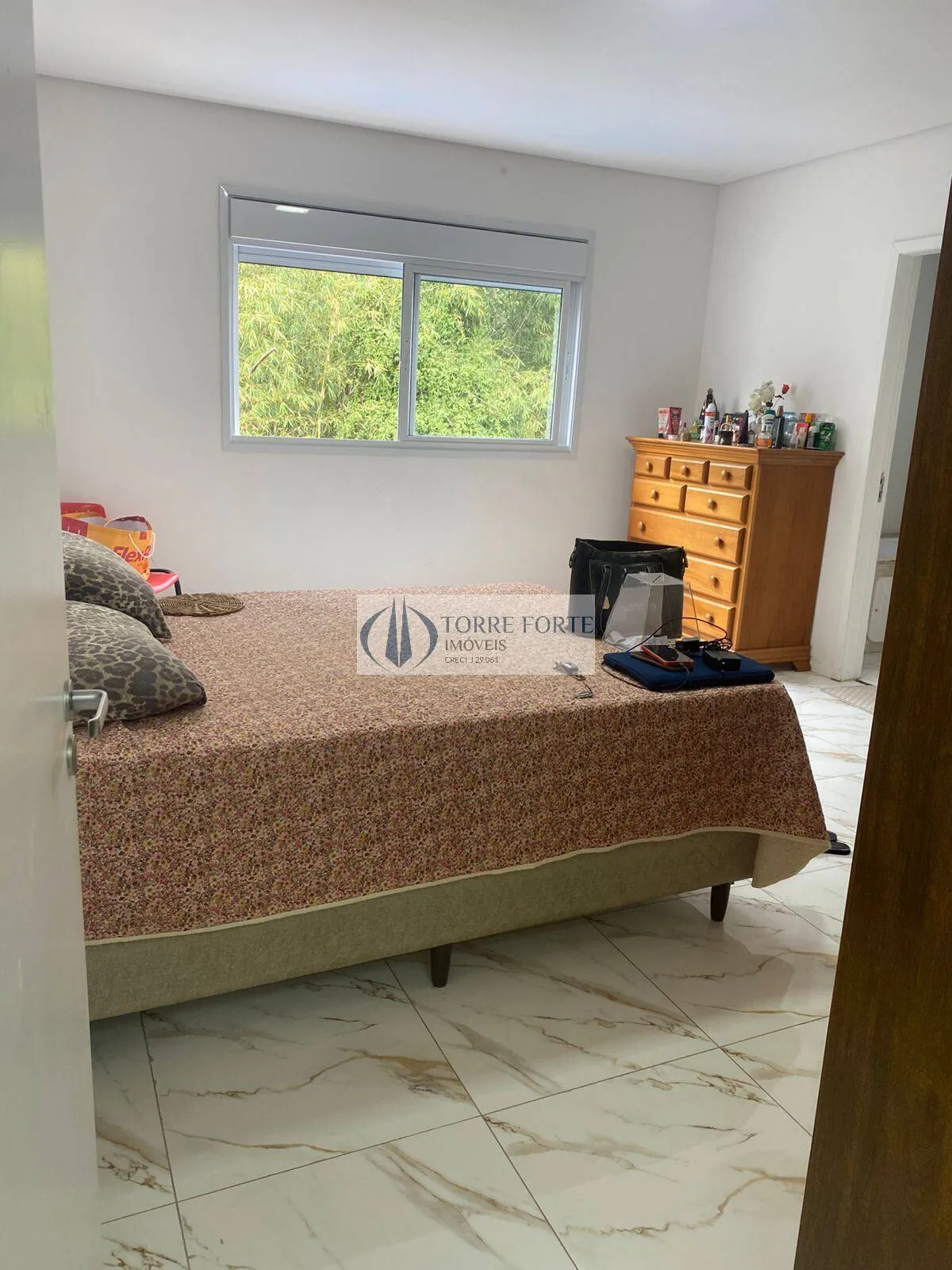 Imagem Casa de condominio Aruja V com 4 suites 3 vagas no Jardim Fazenda Rincão