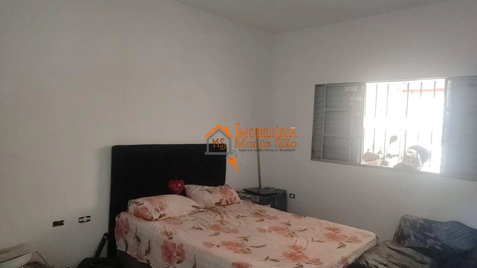 Imagem Sobrado com 4 dormitórios à venda, 125 m² por R$ 413.400,00 - Jardim São Domingos - Guarulhos/SP