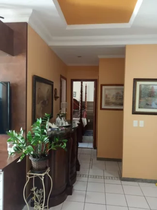 Imagem Condominio De Frente Para Mar Com Apartamento Primeiro Andar Com Vista Lateral