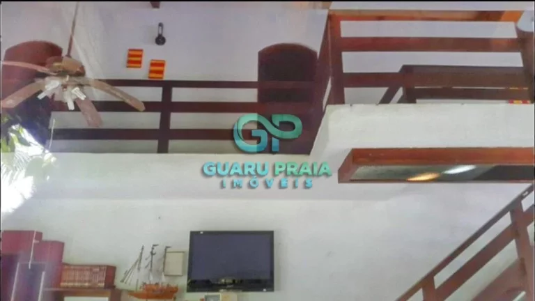 Imagem Casa com 6 quartos sendo 4 suítes, sala de jantar, sala de estar, sala de TV, 5 banheiros, cozinha armário planejado, lavanderia, churrasqueira, piscina, lindo jardim arborizado