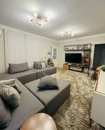 Imagem Casa Sobrado 4 Dormitórios,(3 Suítes),245m², Jardim das Indústrias, Sjc.