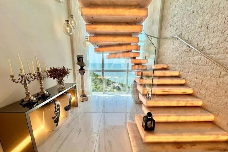 Imagem Cobertura de Luxo mobiliada em Balneário Camboriú - Frente mar