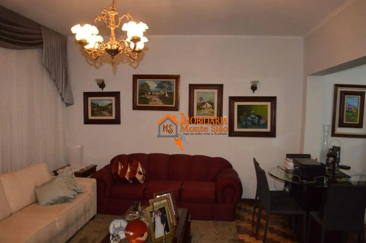 Imagem Casa com 3 dormitórios à venda, 400 m² por R$ 2.769.000,00 - Vila Galvão - Guarulhos/SP