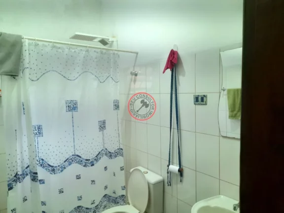 Imagem DUAS CASAS NO MESMO TERRENO PARA LOCAÇÃO MENSAL. CASA GRANDE COM 3 DORMITÓRIOS, SENDO 2 SUÍTES E A OUTA CASA É UM LOFT.