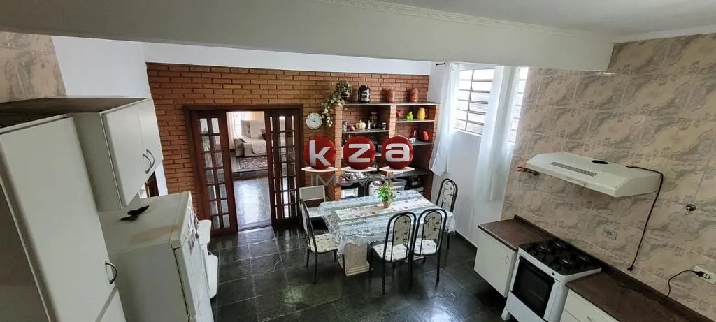 Imagem Imperdível oportunidade: Casa à venda em Vinhedo-SP, bairro Capela, 3 quartos, 1 suíte, 2 salas, 2 banheiros, 1 vaga garagem, 247 m².