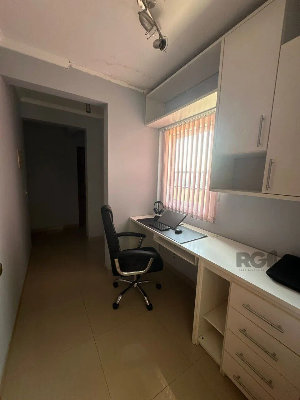 Imagem Apartamento cobertura 3 dormitórios, 1 suíte, vaga de garagem, Bairro Vila Cachoeirinha