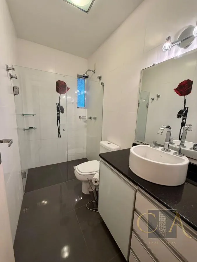Imagem Casa para Venda em Rio Grande, São Paulo, 3 dormitórios, 1 suíte, 2 banheiros, 1 vaga