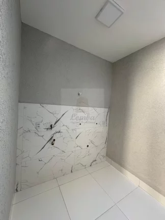 Imagem Imperdível Casa à Venda em Cuiabá-MT, Jardim Califórnia: 3 quartos, 2 suítes, 2 salas, 4 banheiros, 4 vagas - 189,66m².