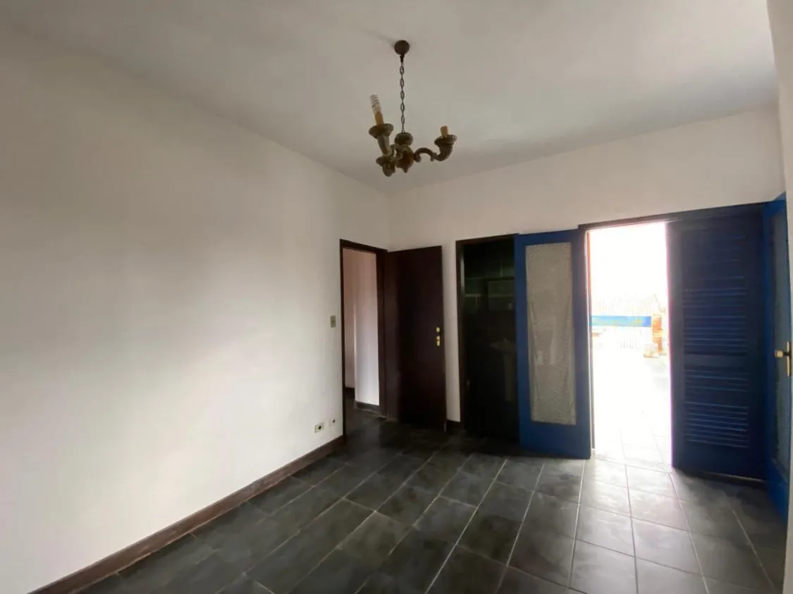 Imagem CASA INCRIVEL A 60 METROS DO MAE A VENDA NO CENTRO