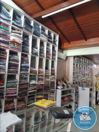 Imagem VENDO IMÓVEL MISTO COM EXCELENTE LOCALIZAÇÃO