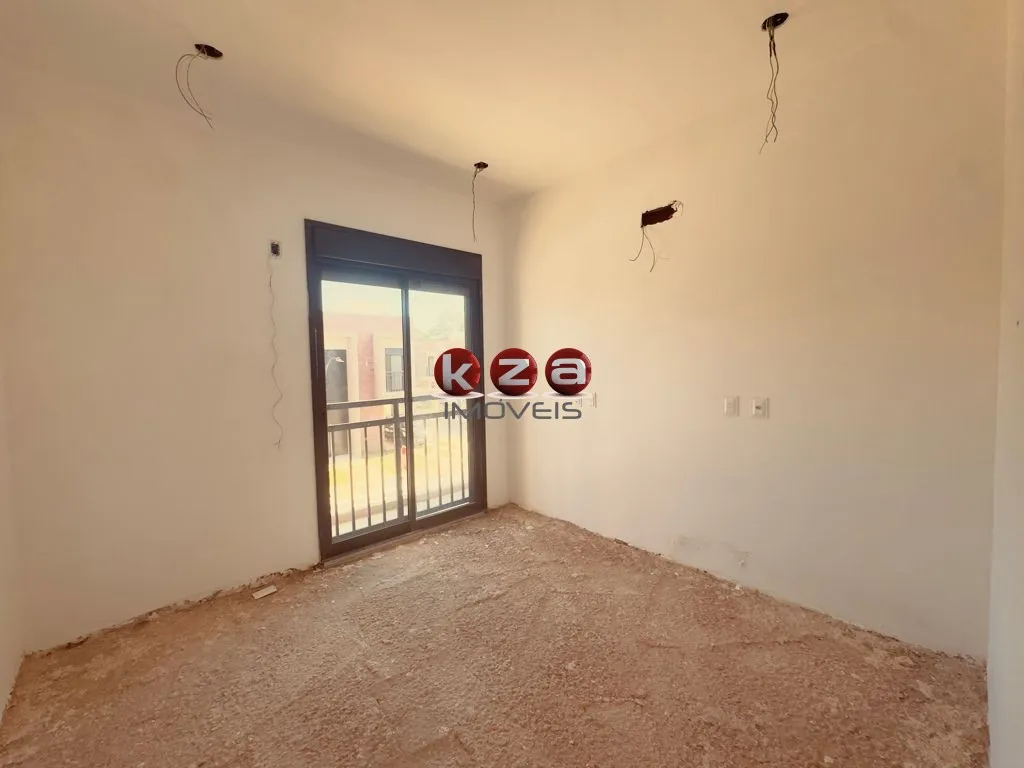 Imagem Casa a venda no Condomínio Villa Arte 28 em Vinhedo-SP: 3 suítes, 2 salas e 140m² de área e 268 de terreno!