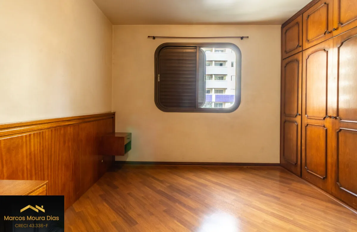 Imagem Apartamento em Perdizes com 4 Dormitórios ( 1 suíte) com 136m² e 2 Vagas. Edifício com Piscina e Portaria 24 hs