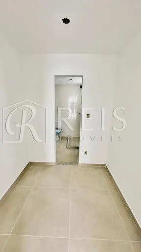 Imagem Casa para Venda em Rio das Ostras, Recreio, 2 dormitórios, 2 suítes, 4 banheiros, 2 vagas