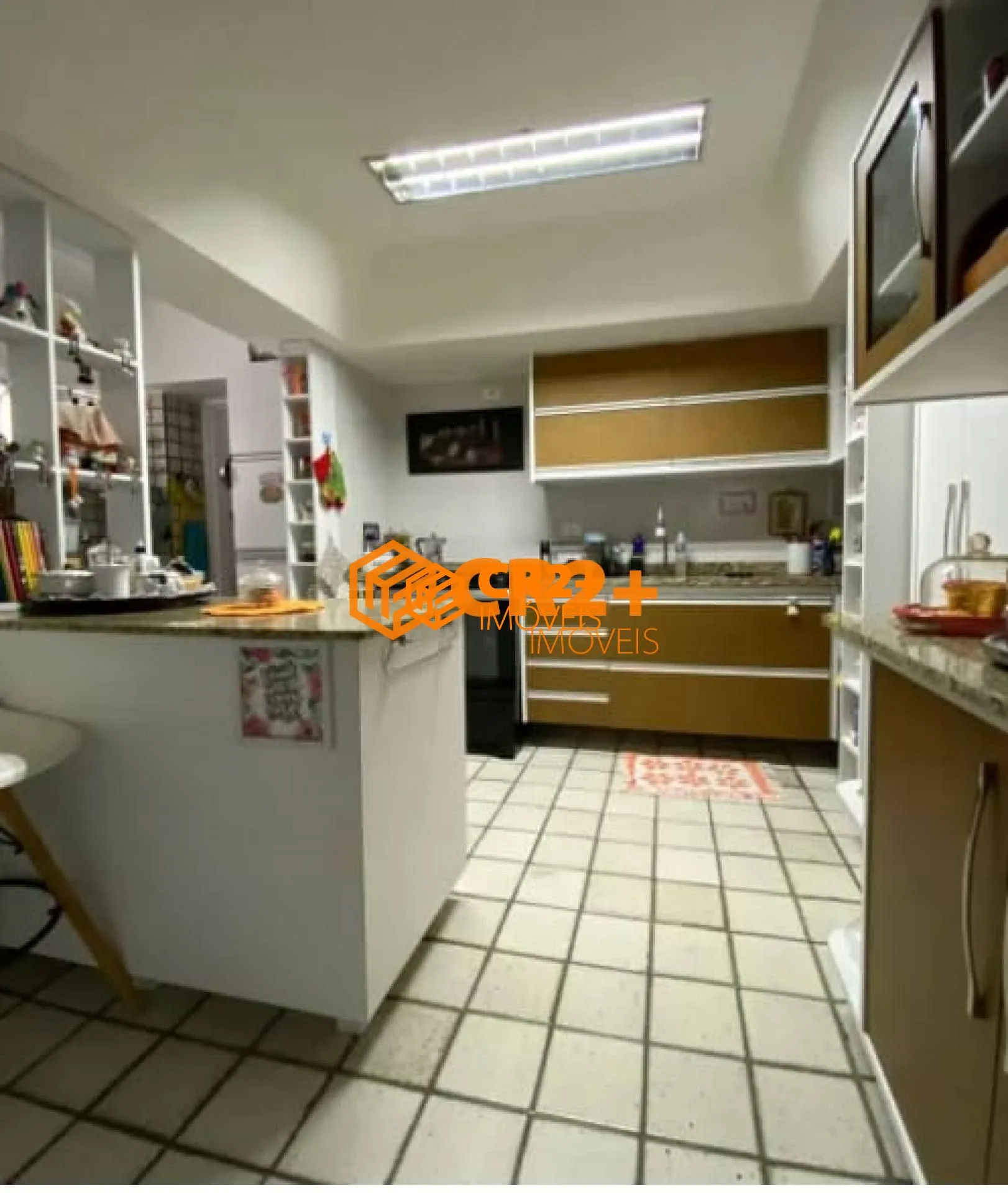Imagem Apartamento a Venda 180m2 com 4 Quartos, 2 Suítes, em Candeias.