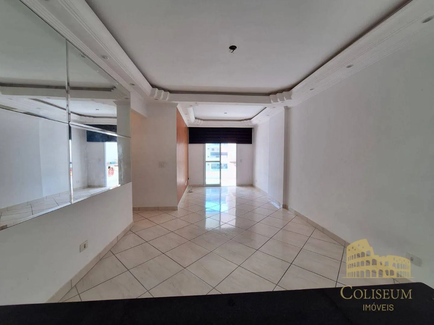 Imagem Apartamento com 3 dormitórios à venda, 115 m² por R$ 730.000,00 - Vila Assunção - Praia Grande/SP