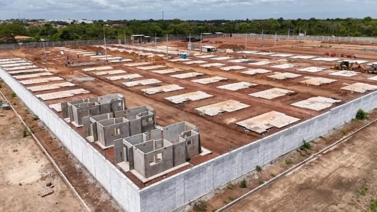Imagem Casa em Condomínio para Venda em Teresina, Novo Uruguai, 3 dormitórios, 2 suítes, 1 banheiro, 2 vagas