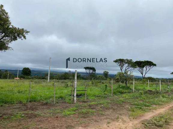 Imagem MUITO BARATO!! CHÁCARA COM 20.300M² A APENAS 3KM DA CACHOEIRA DO INDAIÁ FORMOSA GOIÁS