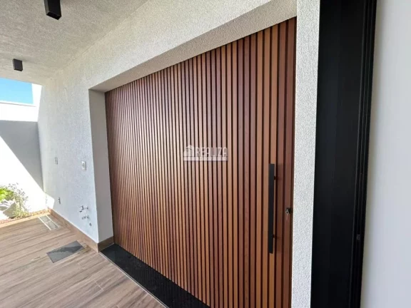 Imagem Casa com piscina aquecida no Condomínio Damha III, no bairro Recreio dos Bandeirantes - Uberaba