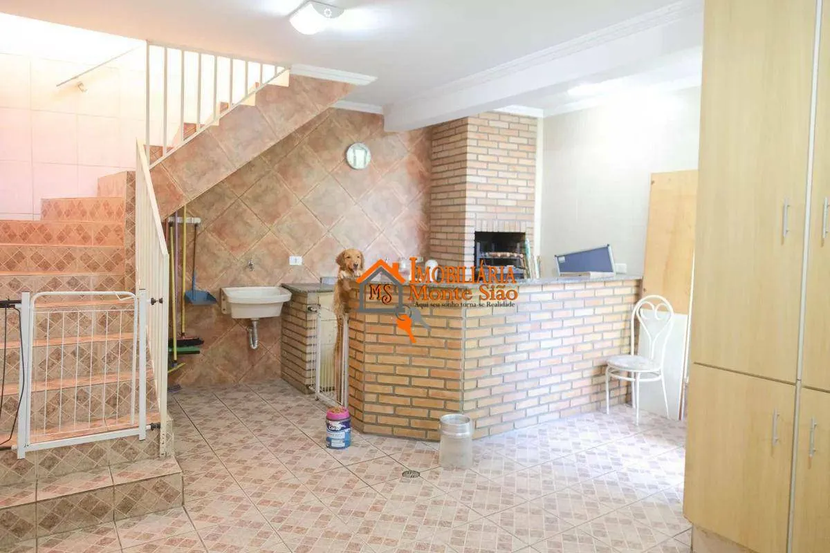 Imagem Casa com 3 dormitórios à venda, 202 m² por R$ 800.000,00 - Vila Augusta - Guarulhos/SP