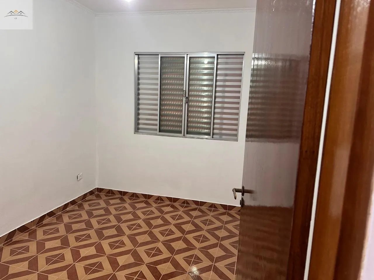 Imagem Sobrado à venda no Pq. Marajoara em Santo André 3 dorm. 2 wc 2 vgs. reformado