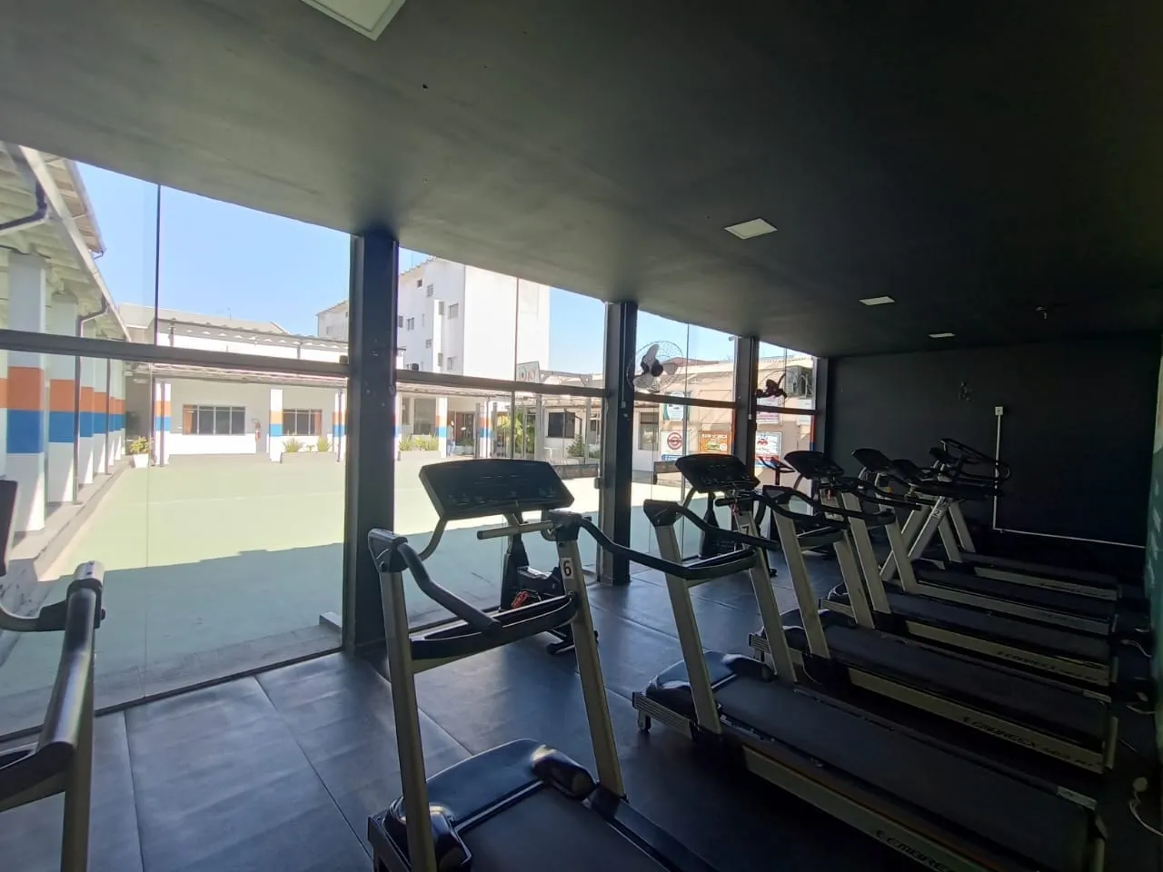 Imagem Prédio no Centro de Pinda - Ideal para Academia ou Centro Esportivo
