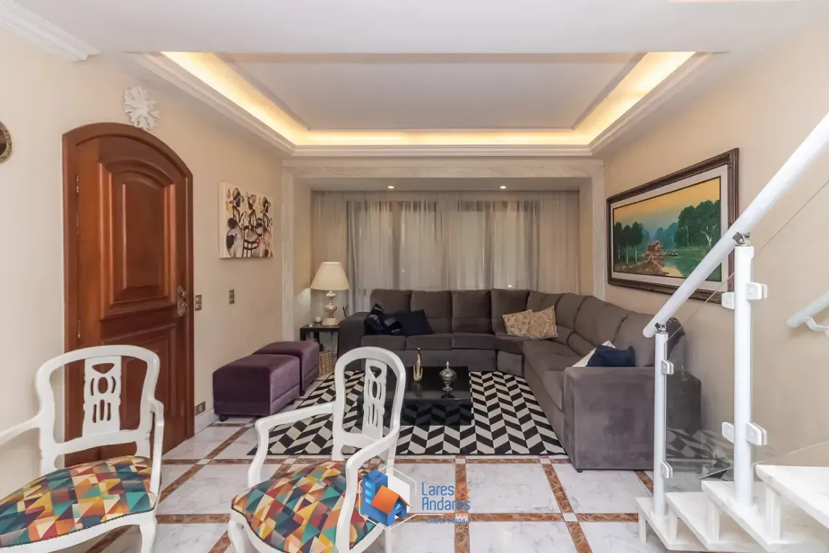 Imagem Casa no condomínio Parque das Mercês para venda com 5 quartos, sendo 4 suítes, 240m²
