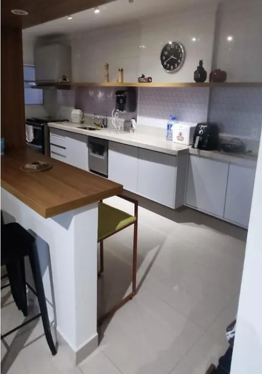 Imagem APARTAMENTO COM 212,00 m² - CANTO DO FORTE - PRAIA GRANDE SP