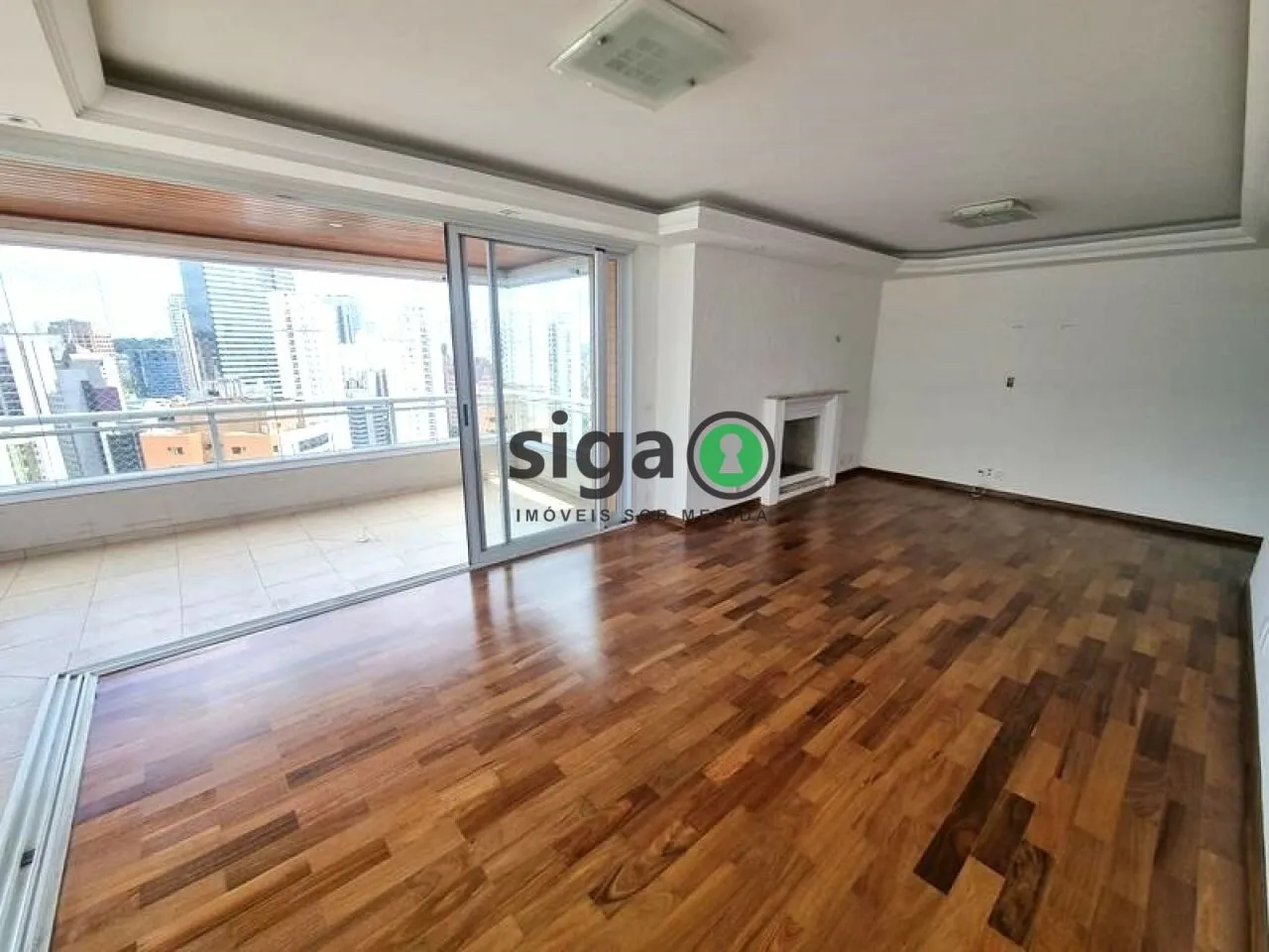 Foto do imóvel Apartamento no Brooklin | 205 m² - 3 Suítes - Andar Alto - Hall Privativo