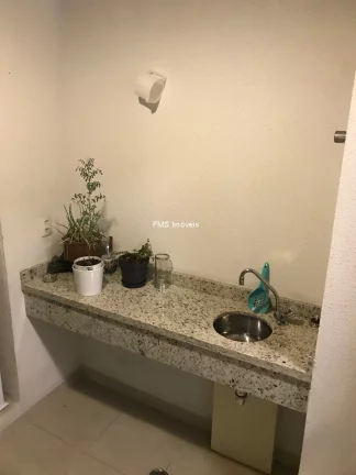 Imagem Apartamento de 2 quartos na Consolação, São Paulo - SP: 54m², 1 vaga, locação incrível!