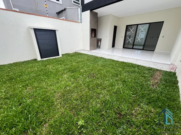 Imagem Sobrado a venda com terreno, 03 suítes, ótima localização em São José dos Pinhais PR