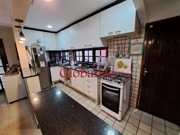 Imagem Sobrado à venda com 118m², 3 quartos, 2 suítes, 2 vagas, churrasqueira por R$1015.000,00 no Boqueirão em Santos