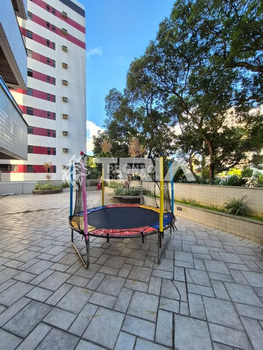 Imagem Apartamento de 4 quartos, 194m² no bairro Aflitos, em Recife