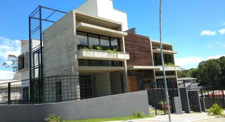 Imagem TERRENO RESIDENCIAL em FLORIANÓPOLIS - SC, SANTO ANTÔNIO DE LISBOA
