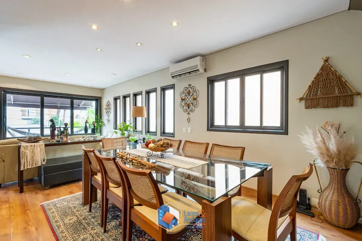 Imagem Casa para venda em Vila Suzana com 5 quartos, sendo 4 suítes, 373m²