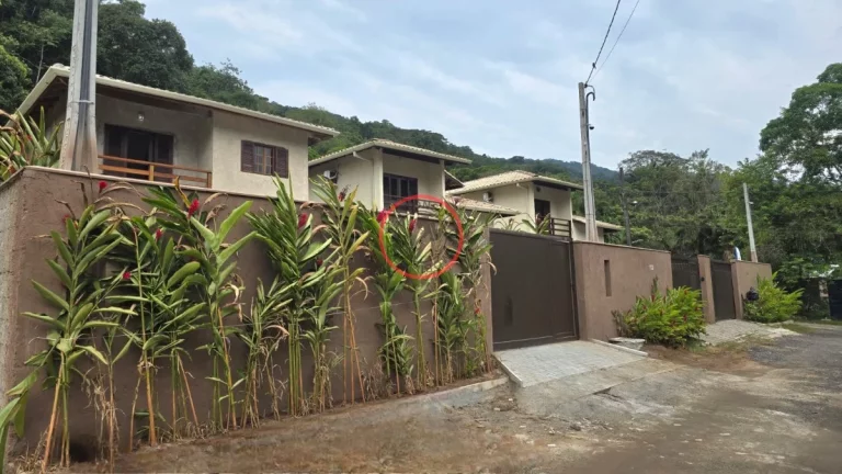 Imagem CASA SOBRADO NOVO COM 3 SUITES , SALA DE ESTAR, COZINHA, LAVABO, LAVANDERIA, GARAGEM TOTA MURADA RUA TRANQUILA EM ACABAMENTO