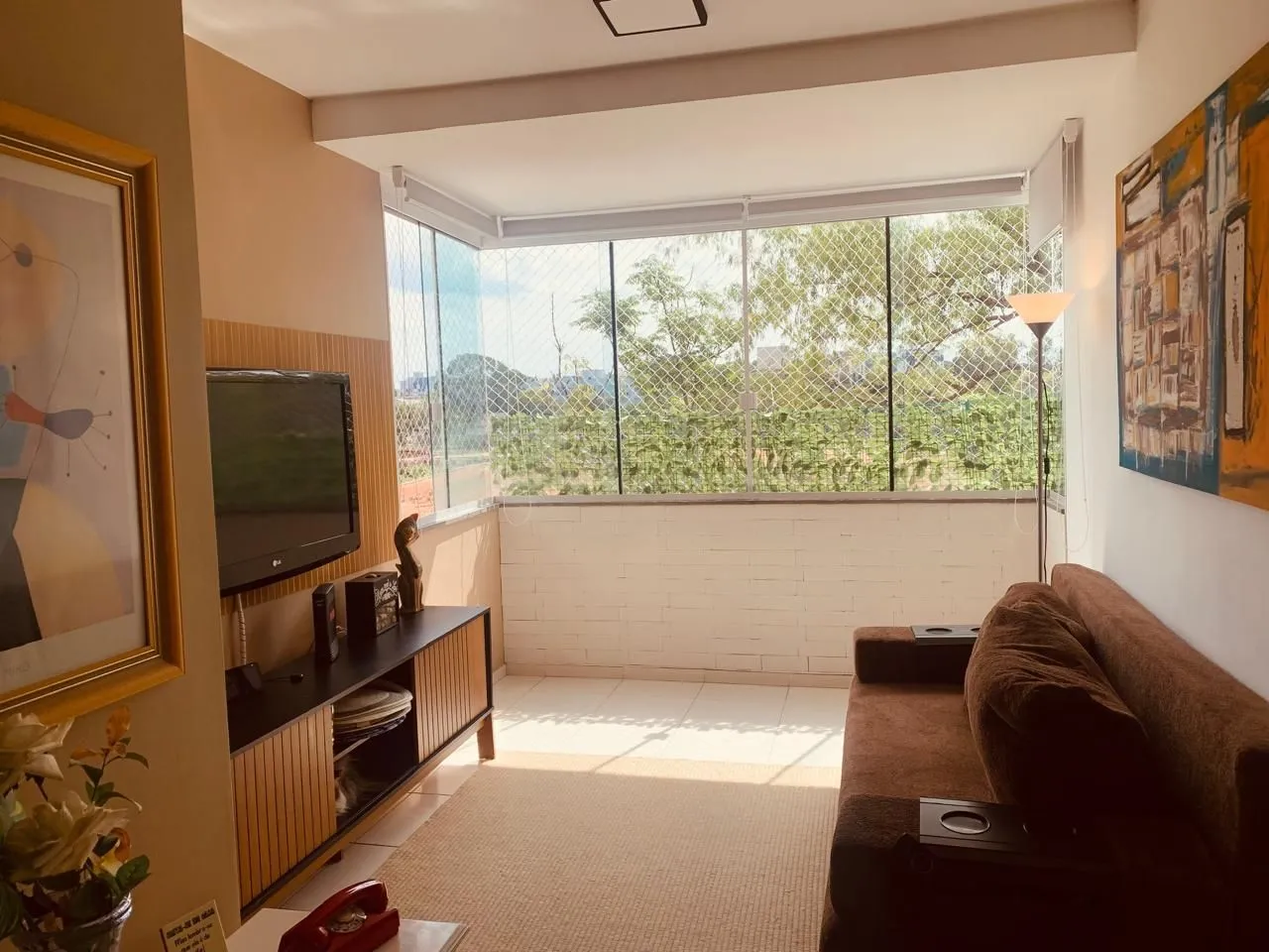 Imagem Apartamento no bairro Camaquã de 2 dormitórios vaga e infra