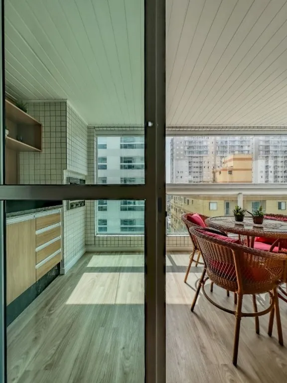 Imagem APARTAMENTO COM 130,00 m² - OCIAN - PRAIA GRANDE SP