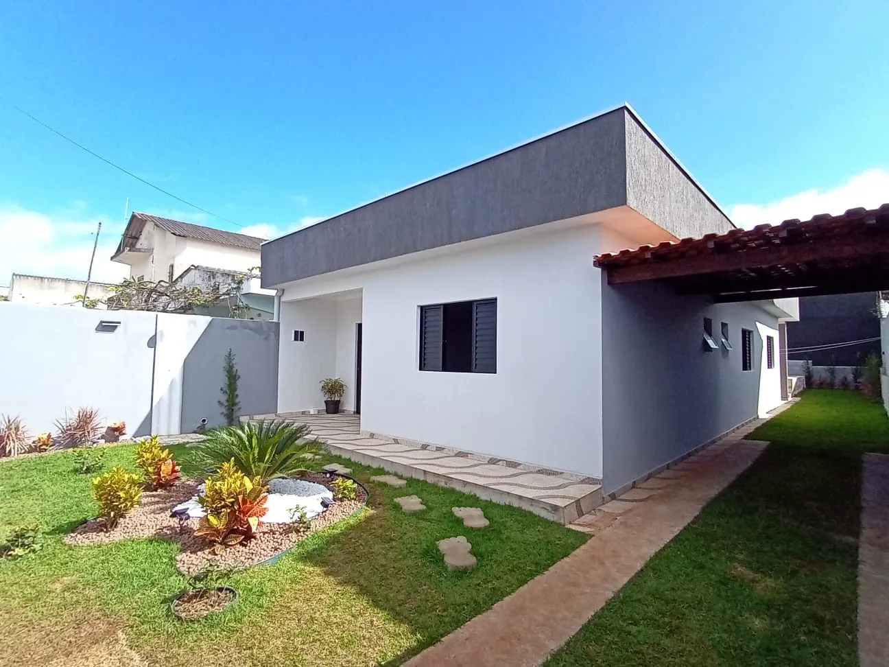 Imagem Casa para Venda em Itanhaém, Gaivota (Praia), 3 dormitórios, 1 suíte, 2 banheiros, 4 vagas
