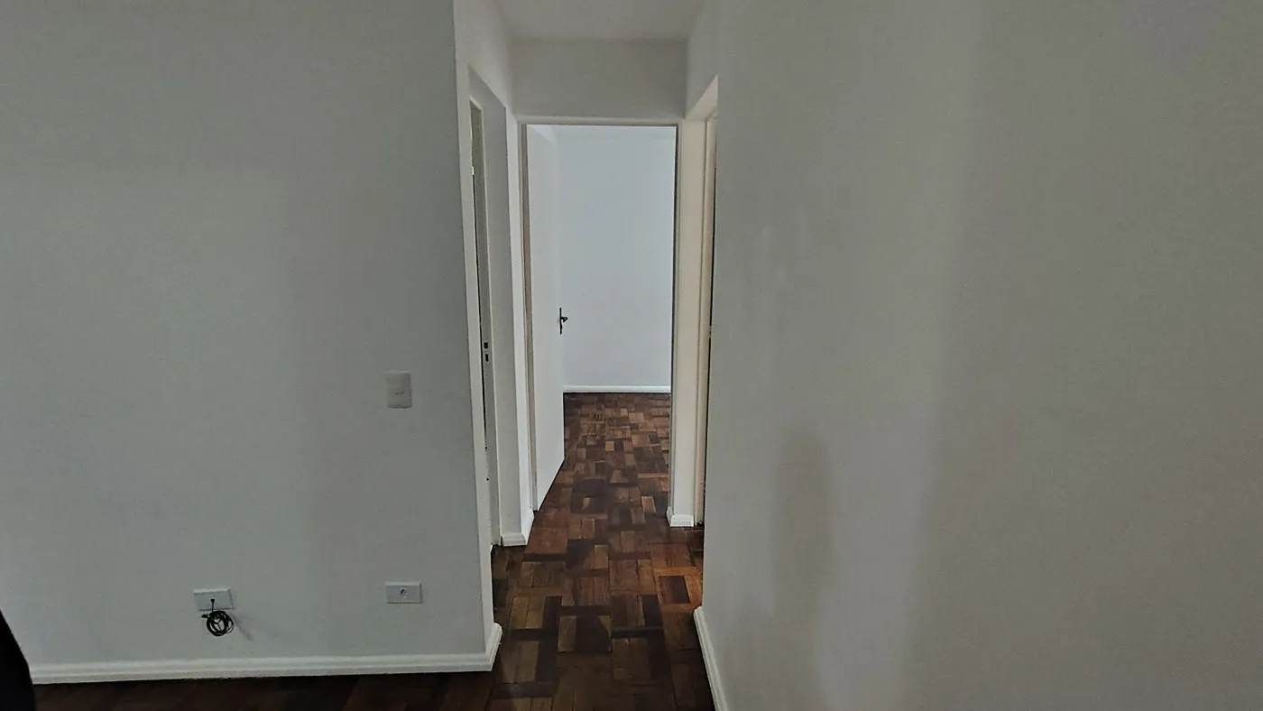 Imagem Apartamento a venda nas Mercês com 3 quartos R$ 387.000,00.